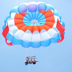 Conch Republic Parasail