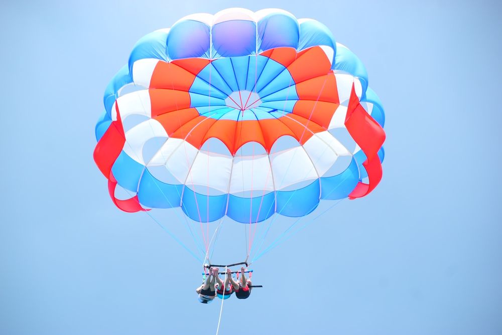 Conch Republic Parasail Logo