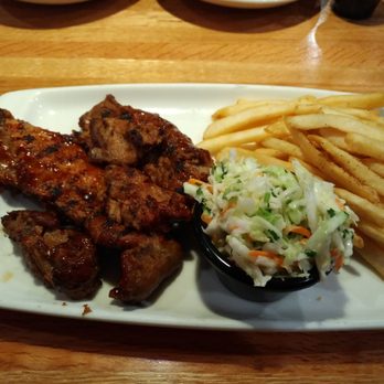 Applebee's Grill + Bar - The ribs needed sauce and looked nothing like the picture. - Sports Bars Near Me - Lafayette, Indiana