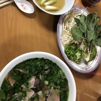 Pho Ca Dao - Large pho, built my own with extra steak, *on the left is onion oil--pro tip: get it! Not on menu* - Vietnamese Near Me - Saint Paul, Minnesota Pho Ca Dao - Large pho, built my own with extra steak, *on the left is onion oil--pro tip: get it! Not on menu* - Vietnamese Near Me - Saint Paul, Minnesota