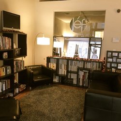 L'ecole Francaise - Library/Reading area