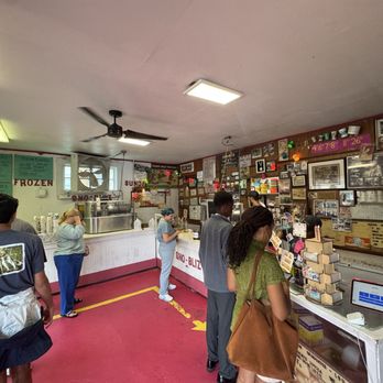 Hansen's Sno-Bliz - Ice Cream & Frozen Yogurt Near Me - New Orleans, Louisiana Hansen's Sno-Bliz - Ice Cream & Frozen Yogurt Near Me - New Orleans, Louisiana