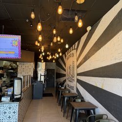 Tin And Taco Waterford - Interior