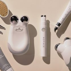 Hand & Stone Massage and Facial Spa - Etobicoke