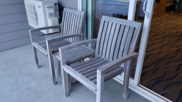 Elizabeth Oceanfront Suites by null