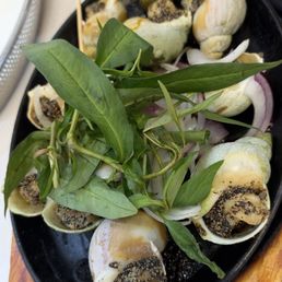 Ốc Hương Nướng Tiêu | Grilled Spotted Babylon Snails with Black Pepper