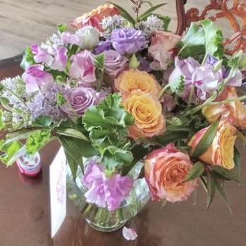 Gentle Beast Flower - Florists Near Me - Honolulu, Hawaii