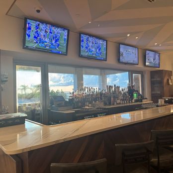 Sessions - Bar - American Near Me - Daytona Beach, Florida