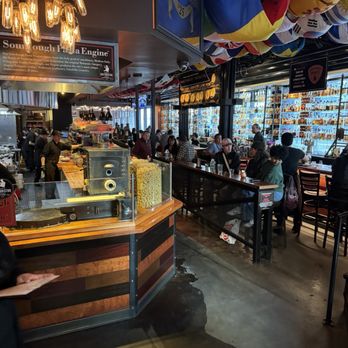 Von's 1000Spirits - Nice cozy place with friendly waiters and great foods! - New American Near Me - Seattle, Washington