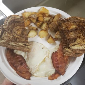 Rustic Rose Tavern - Great breakfast - American Near Me - Henniker, New Hampshire Rustic Rose Tavern - Great breakfast - American Near Me - Henniker, New Hampshire