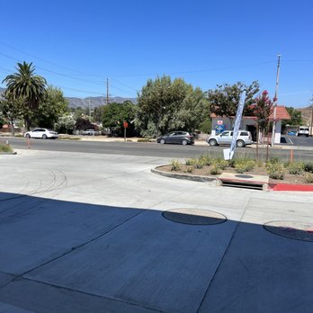 Chevron - 2 entrances into gas station - Convenience Stores Near Me - Lake Elsinore, California