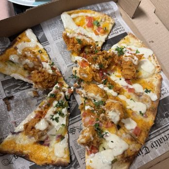 Twisted Lime - Hot buffalo flat bread! - Bars Near Me - Vero Beach, Florida