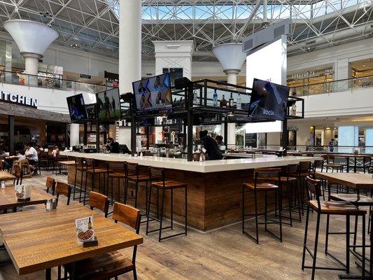 California Pizza Kitchen at Lenox by null