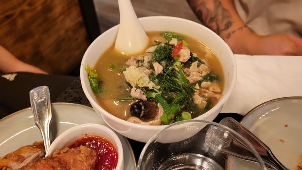 Chaa Roen Pohn by null