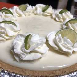 Janelle’s Crumb Shoppe Bakery - Key Lime Pie (Full!!!)