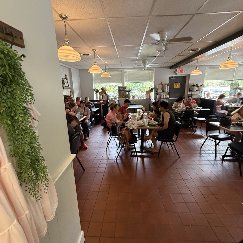 Katie's Kitchen - Ice Cream & Frozen Yogurt Near Me - Strasburg, Pennsylvania