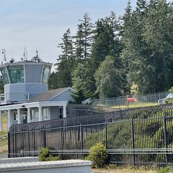 Friday Harbor Airport - Air traffic controller