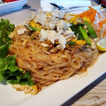 Chai Thai Noodles Berkeley - Basically crab pad thai. Forgot what's it called - Thai Near Me - Berkeley, California