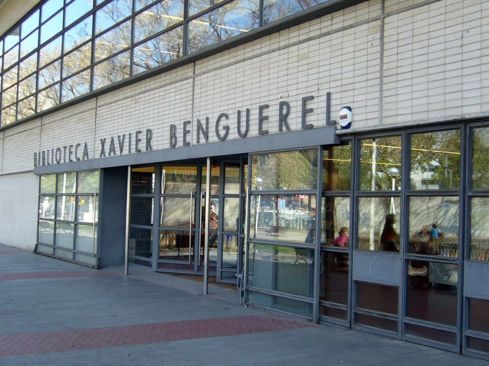 BIBLIOTECA XAVIER BENGUEREL Avinguda del Bogatell, Satakunta