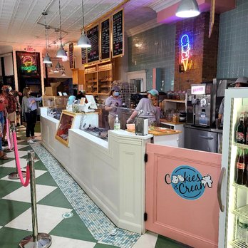 Cookies & Cream - Inside - Ice Cream & Frozen Yogurt Near Me - Buffalo, New York Cookies & Cream - Inside - Ice Cream & Frozen Yogurt Near Me - Buffalo, New York
