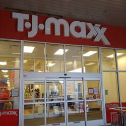 Broadway Plaza - Tj Maxx inside