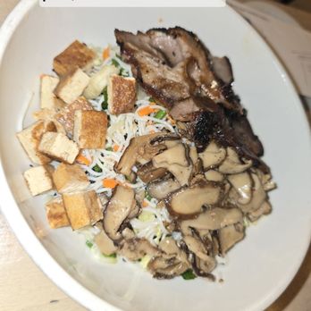 Kau Kau - Somen Noodle Salad, $17 (Nov. 2024) - Asian Fusion Near Me - Sacramento, California