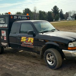 S & R Towing