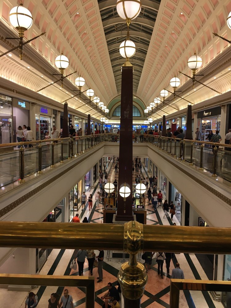 Centro Comercial Gran Via 2