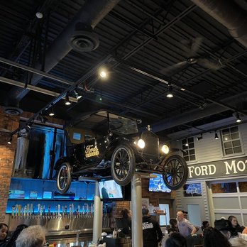 Ford's Garage Dearborn - Burgers Near Me - Dearborn, Michigan