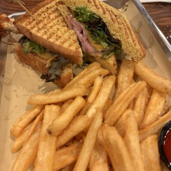 Burning Barrel Brewing and Spirits - Ham and Cheese Melt - Cocktail Bars Near Me - Placerville, California