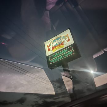 Frenchys - Frenchy's sign - Chicken Shop Near Me - Houston, Texas