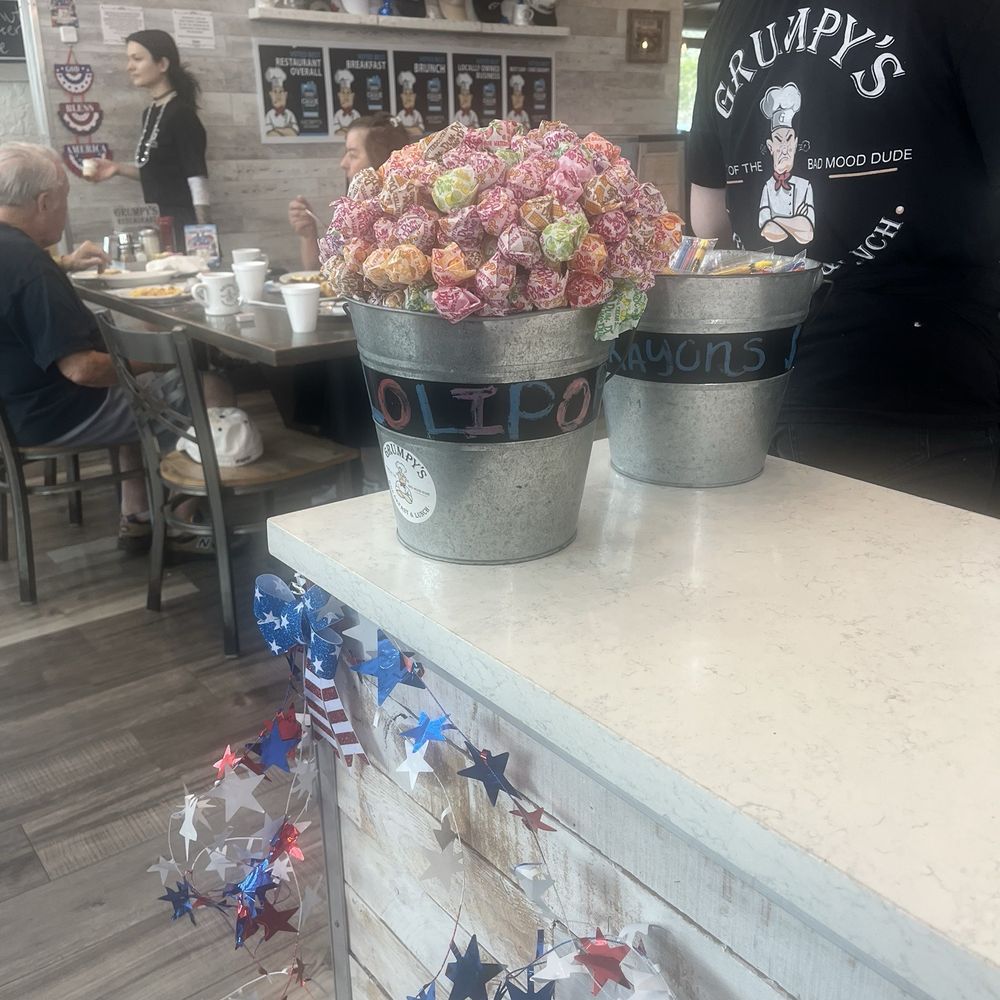 Grumpy's Restaurant - Welcoming Lollipop Bouquet - Breakfast & Brunch Near Me - St. Johns, Florida Grumpy's Restaurant - Welcoming Lollipop Bouquet - Breakfast & Brunch Near Me - St. Johns, Florida