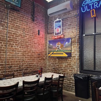Buster's Place - Seafood Near Me - Covington, Louisiana