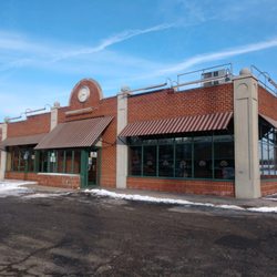 Bagel Beanery - Exterior photo of Bagel Beanery on Michigan Street in Grand Rapids.