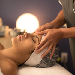 Dermalogica On Montana - proskin 60 Our customized sensorial treatment featuring advanced products, techniques and technologies.