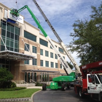 SIGNSTAR - Wall Sign Installation - Signmaking Near Me - Tampa, Florida SIGNSTAR - Wall Sign Installation - Signmaking Near Me - Tampa, Florida