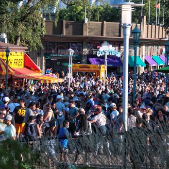Minnesota State Fair - Thick crowd - Festivals Near Me - Saint Paul, Minnesota Minnesota State Fair - Thick crowd - Festivals Near Me - Saint Paul, Minnesota