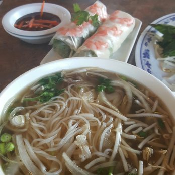 Pho Hong Long - Ordered spring roll, wasn't cut in half so asked to cut it. They gave me a stationary RUSTED scissor instead. Not sanitary at all. - Vietnamese Near Me - Gardena, California Pho Hong Long - Ordered spring roll, wasn't cut in half so asked to cut it. They gave me a stationary RUSTED scissor instead. Not sanitary at all. - Vietnamese Near Me - Gardena, California