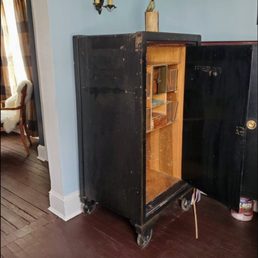 The 1300 lb safe. Gone, but not forgotten. The 1300 lb safe. Gone, but not forgotten.