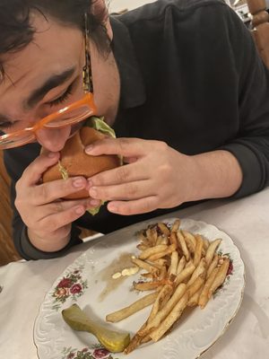 Tonti's Cocktail Bar & Bistro by null