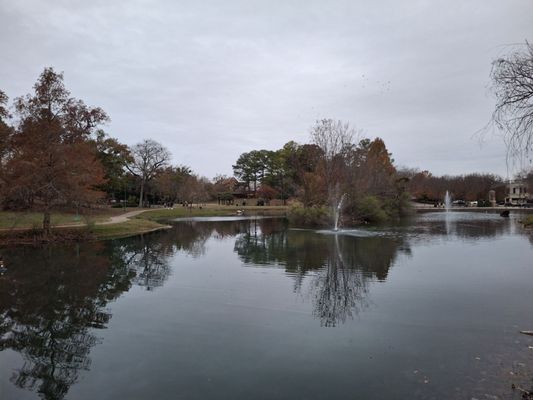Avondale Park by null