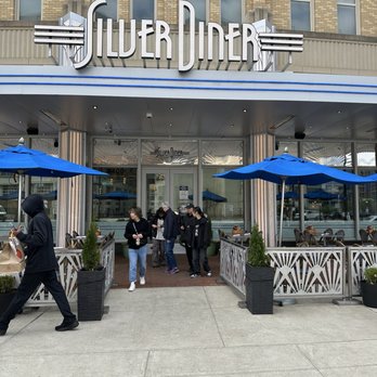 Silver Diner - New American Near Me - Arlington, Virginia