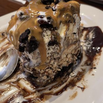 Tully's Good Times - Mile high ice cream pie - asked for pb sauce instead of caramel. Delicious and HUGE! - American Near Me - Depew, New York
