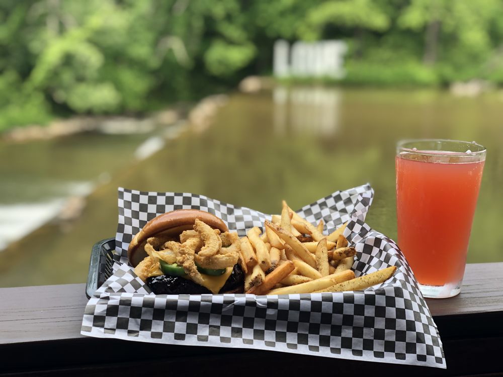 Damascus Old Mill Logo