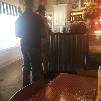 Regina's Kitchen - Constant line - Sandwiches Near Me - Mobile, Alabama