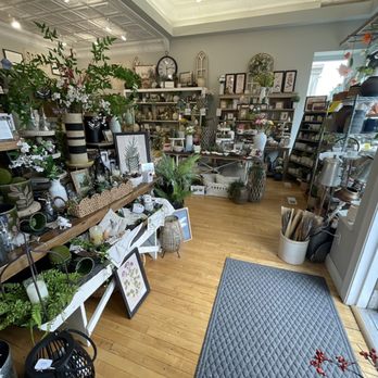 Hattie and Elsie - Gift Shops Near Me - Milton, Wisconsin
