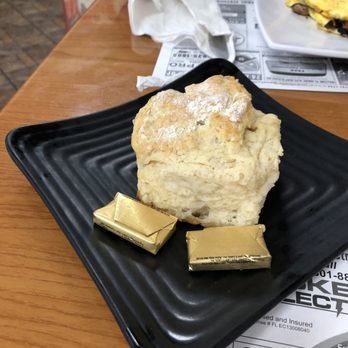 Hobos Gourmet Kitchen - Breakfast & Brunch Near Me - North Palm Beach, Florida