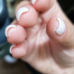 Diva Spa Nails - Seriously letting my walk around with white all over my fingertips too. Tracey has a horrible attitude when I told her I did not like this
