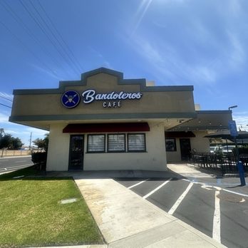 Bandoleros Cafe - Front view of restaurant - Mexican Near Me - Cypress, California