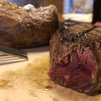 Texas Roadhouse - Yum - Steakhouses Near Me - Tucson, Arizona
